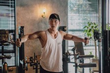 惠东肌肉男模(肌肉男模板)