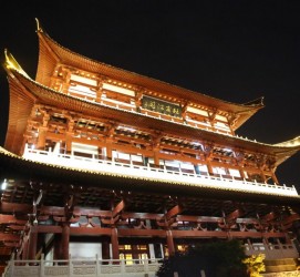 惠东长沙旅游攻略(长沙旅游攻略景点必去长沙美食街)