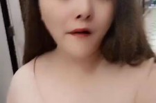 惠东美院系花兼职死商务模特(美院系花兼职商务模特第2部一边看球一边玩)