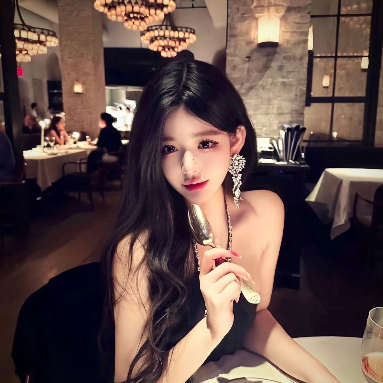 惠东伴游女生蓝盈盈的资料