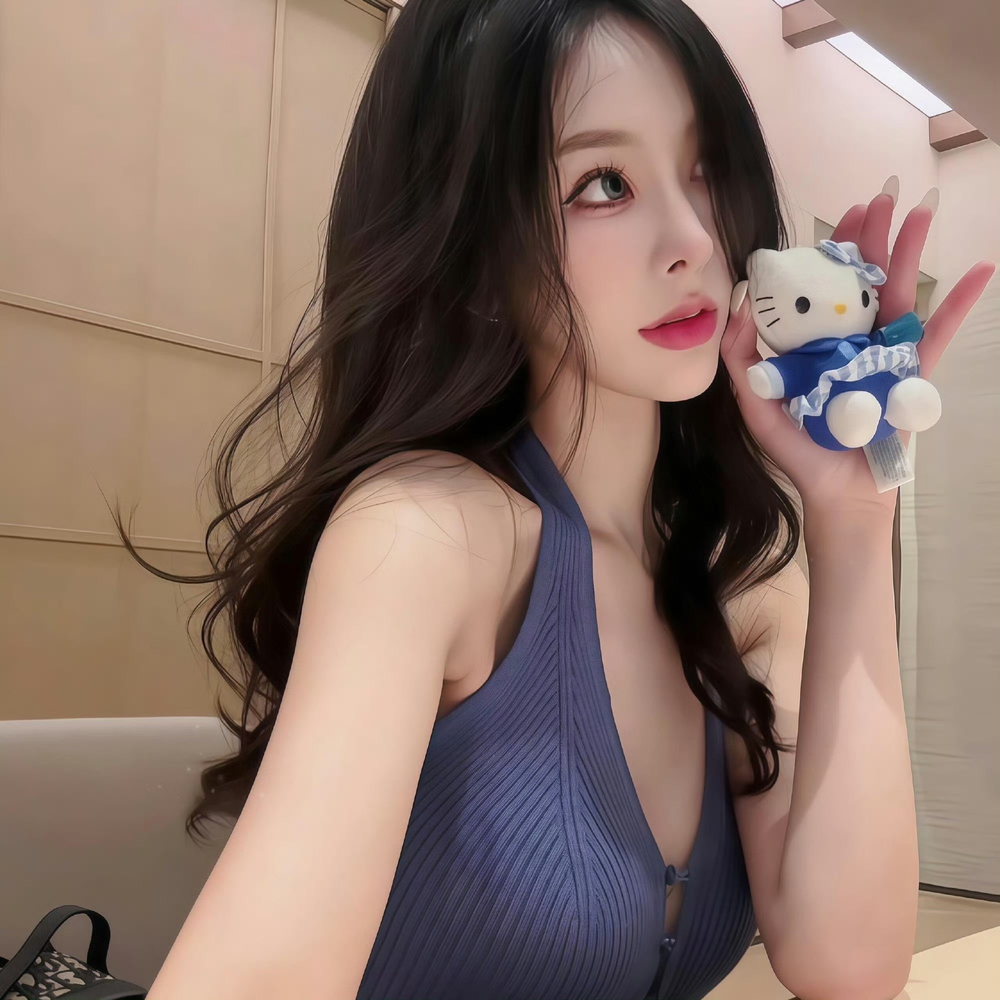 惠东伴游女生鹿小婷的资料