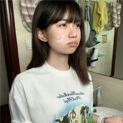 惠东伴游女生邝易云